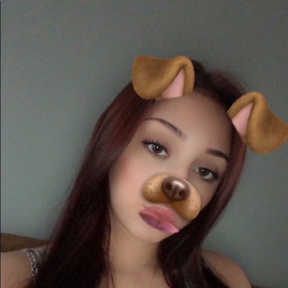 Meet your Posher, Olivia - Picture 1 of 1